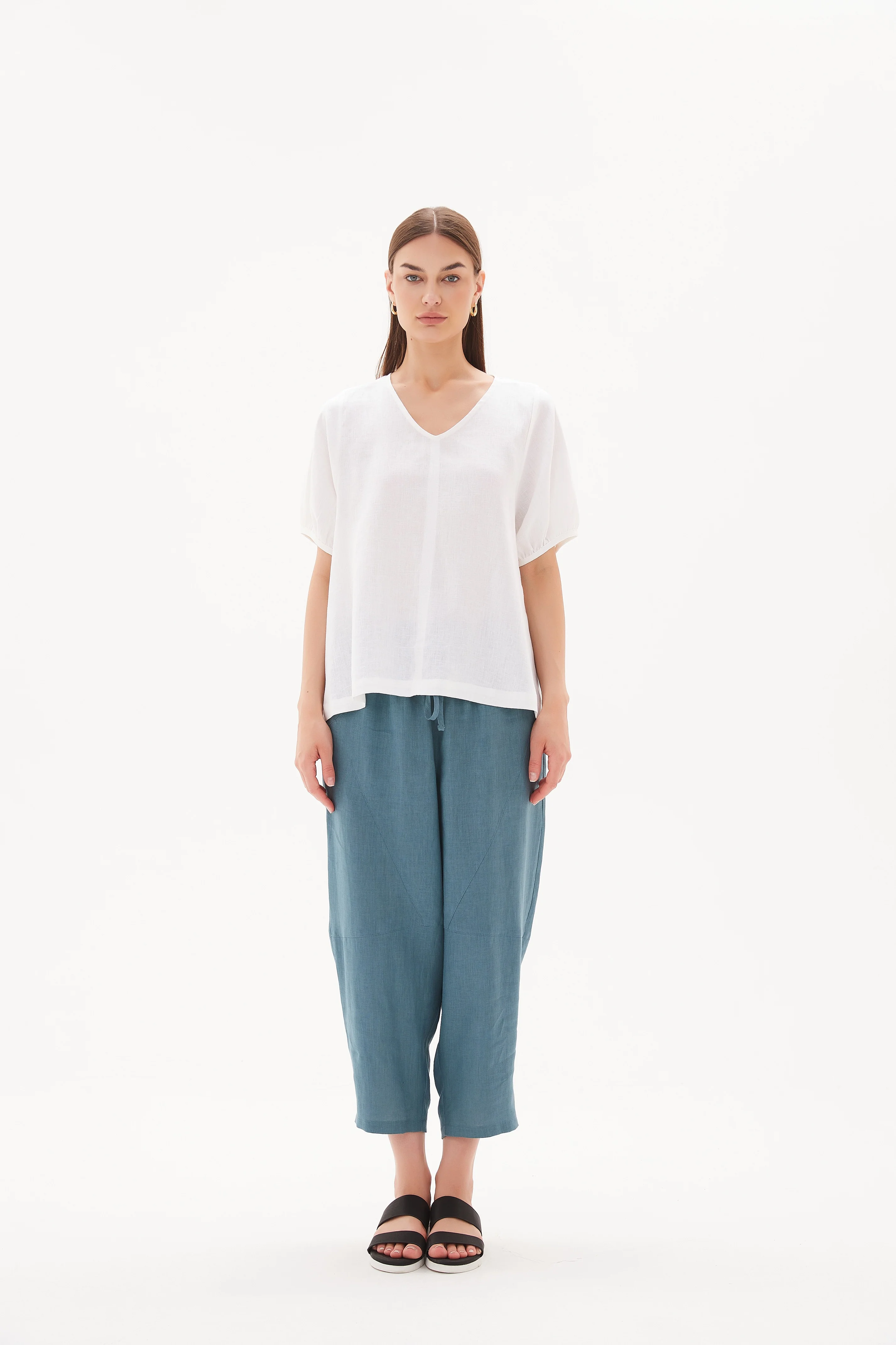 V NECK BISHOP SLEEVE TOP - Image 16