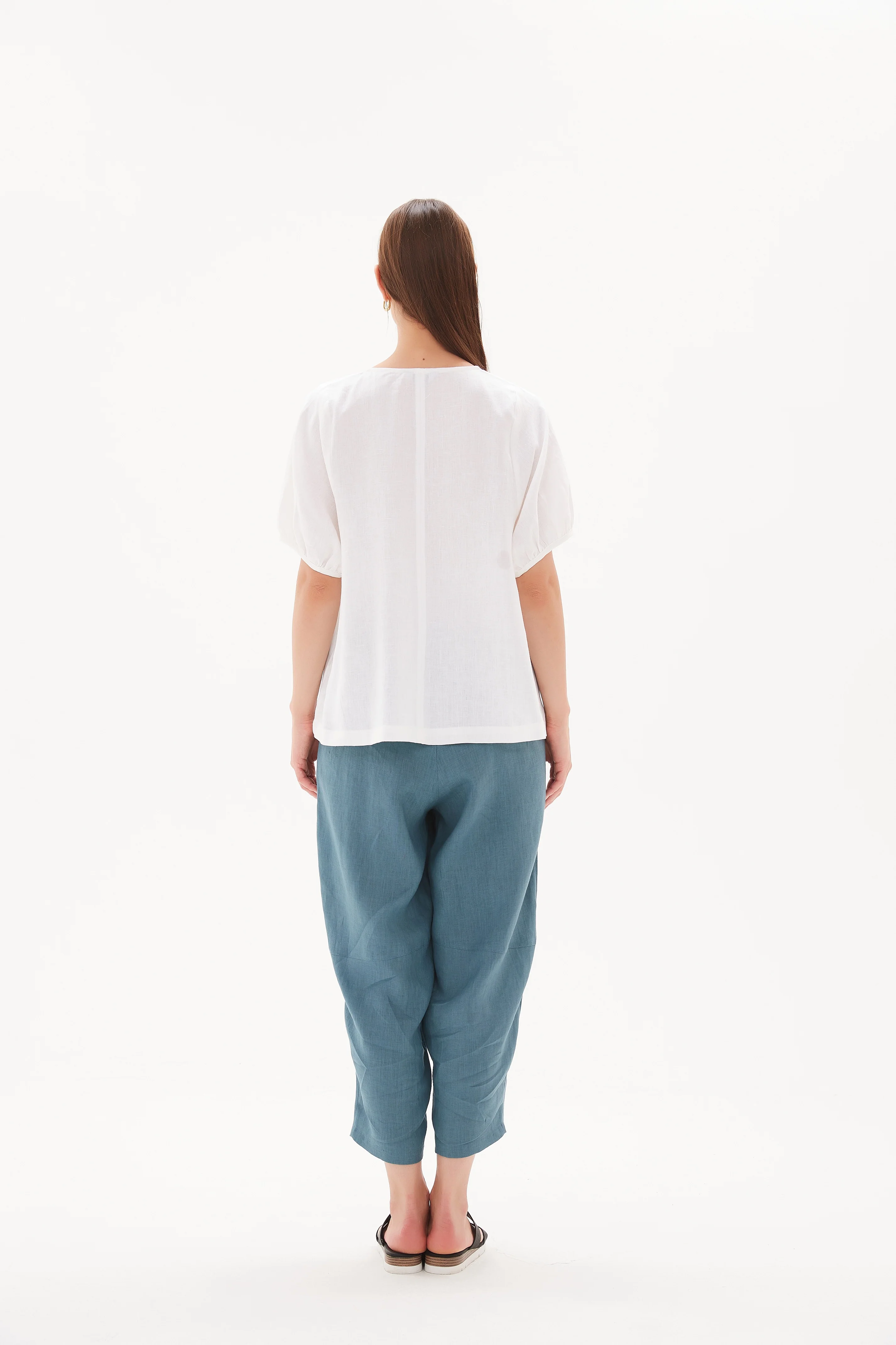 V NECK BISHOP SLEEVE TOP - Image 17