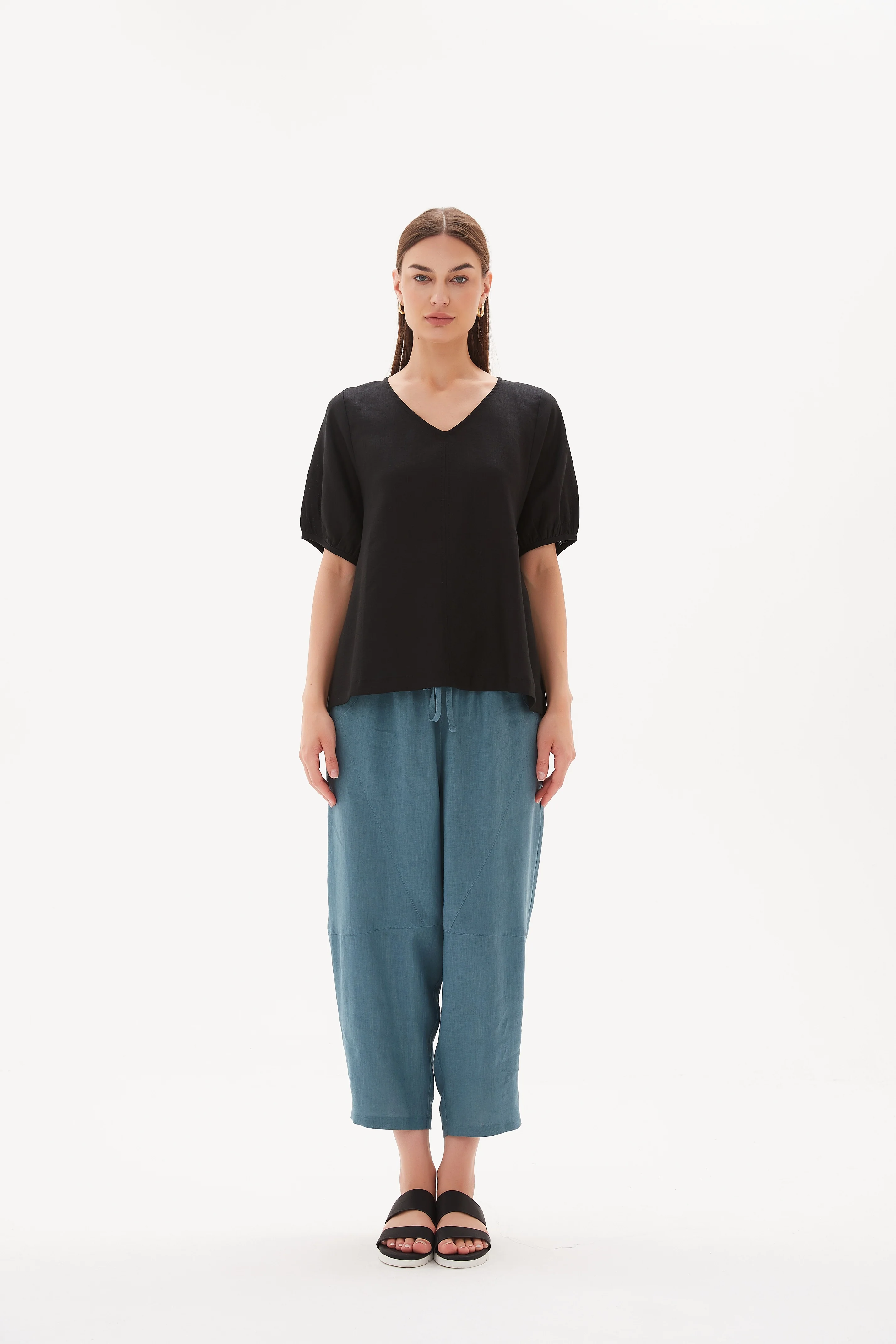 V NECK BISHOP SLEEVE TOP - Image 21