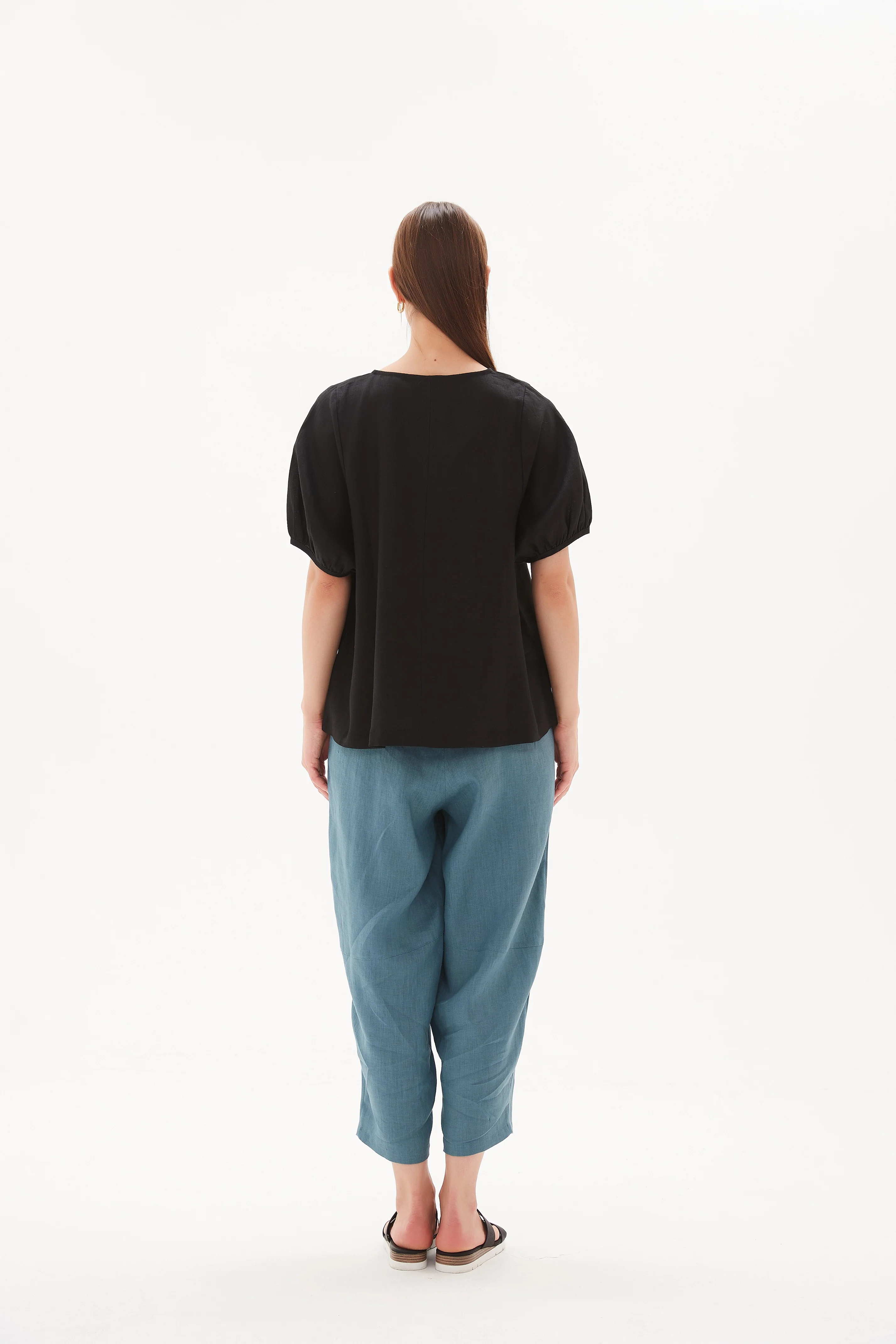 V NECK BISHOP SLEEVE TOP - Image 22