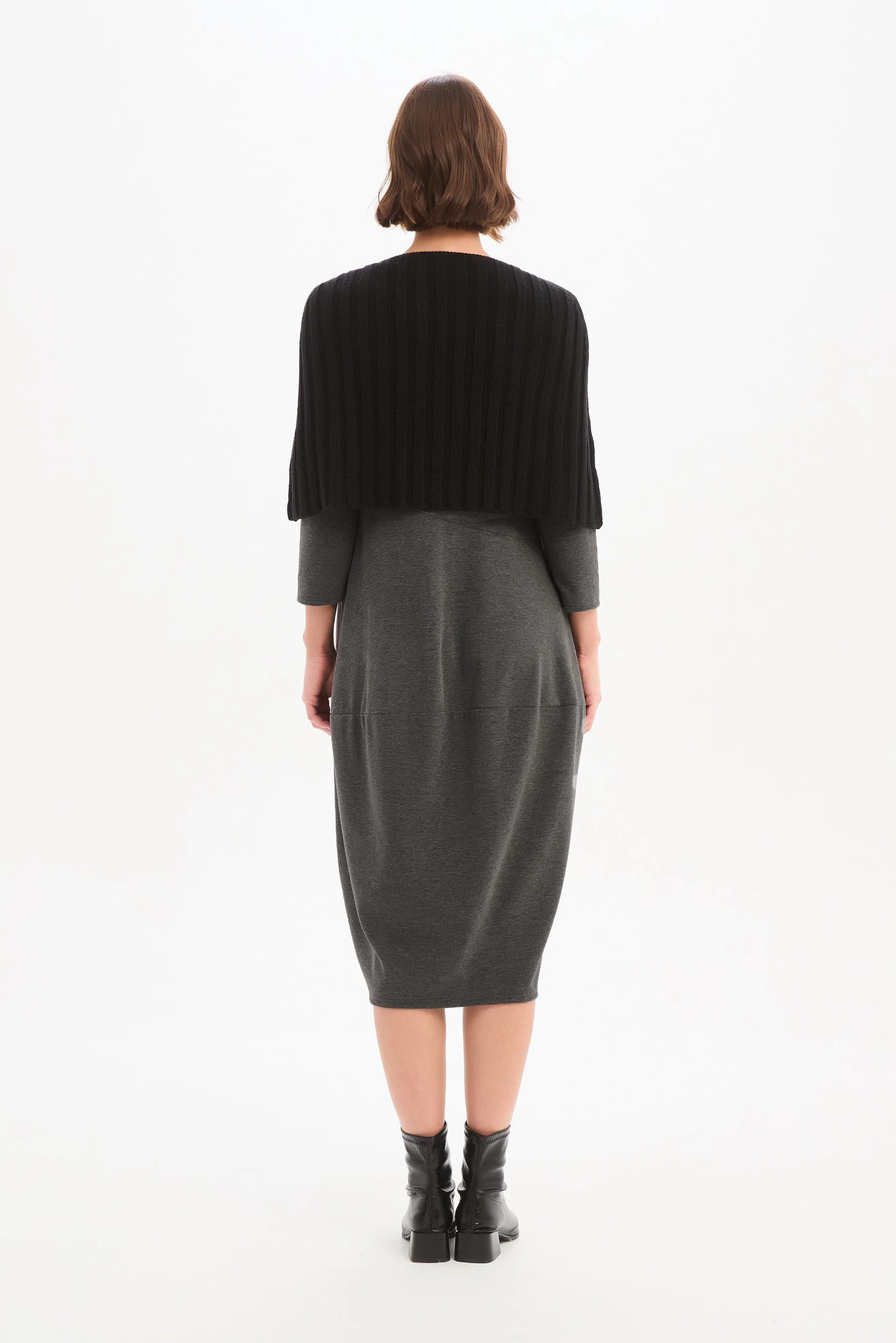 ZIP THROUGH KNIT SHAWL - Image 10