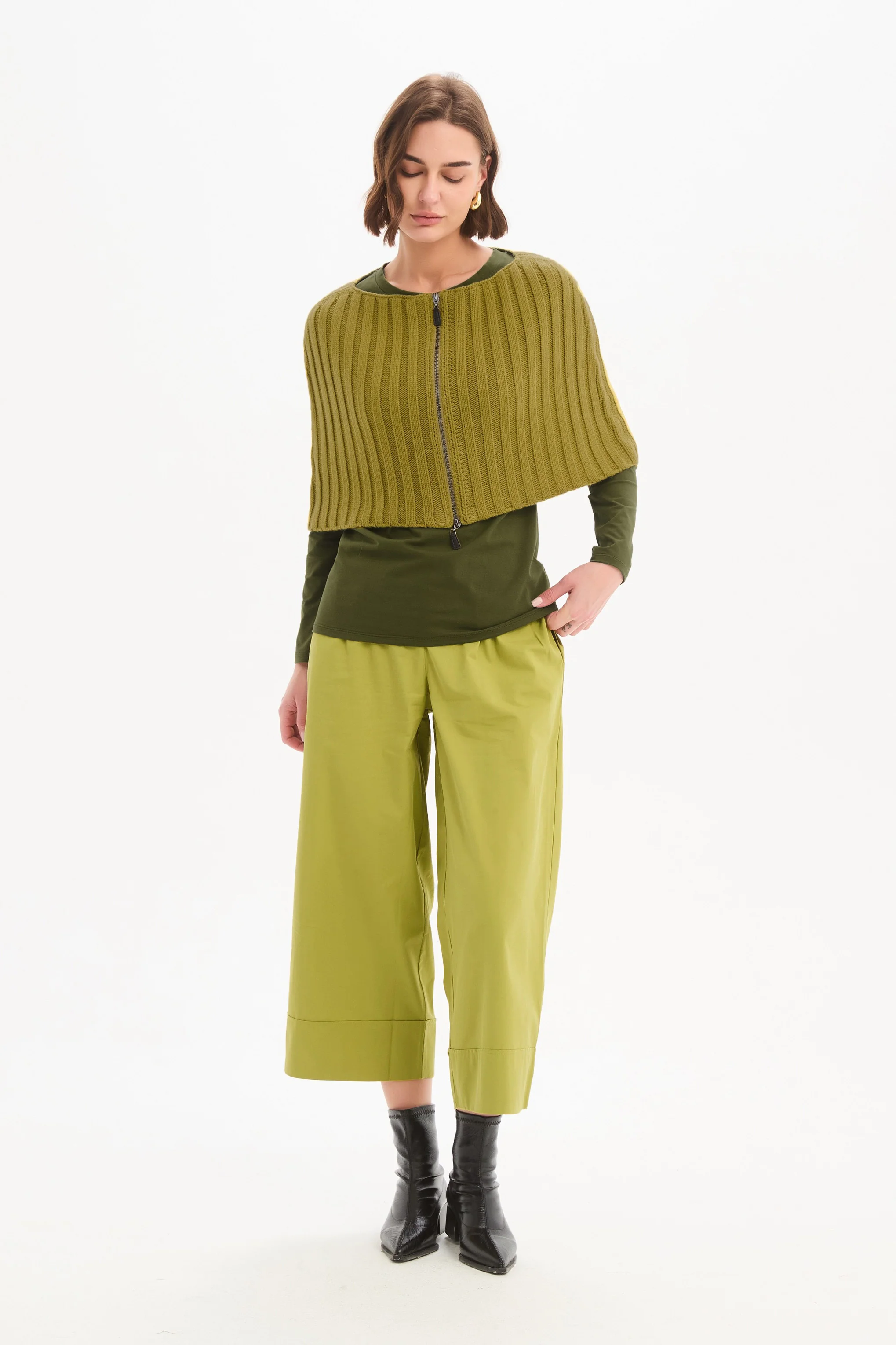 ZIP THROUGH KNIT SHAWL - Image 18